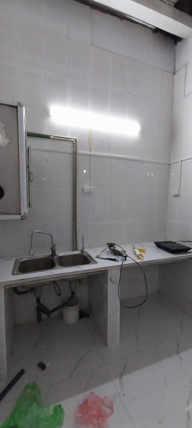 Cho thuê nhà ngõ 155 Chợ Khâm Thiên, 3 tầng x 35m2, 3 PN, 9.8 Triệu - Ảnh 1